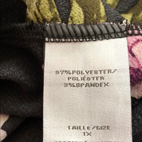 Suzy Shier Woman’s Dress. - Picture 4 of 4